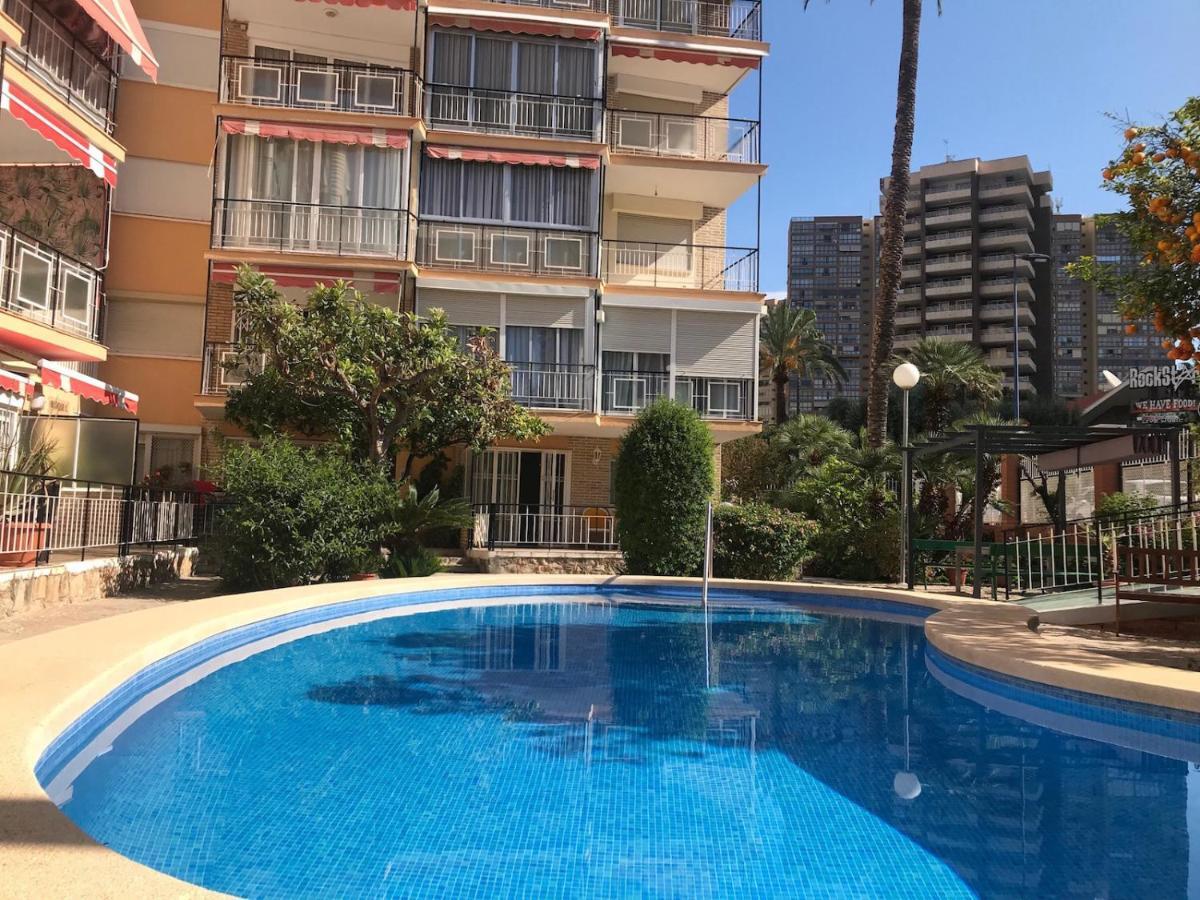 Apartment In The New Town Бенидорм Экстерьер фото